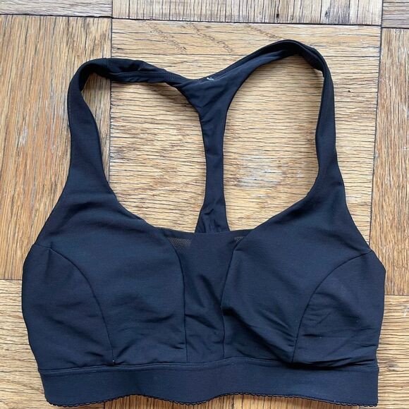 Lululemon Black Mesh Racerback Bra w/ Clasp Sz 4 EUC - Picture 1 of 6